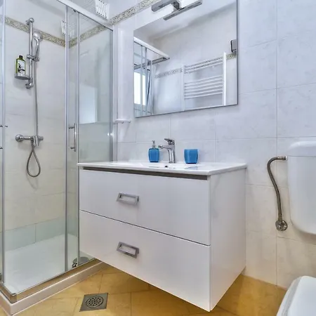 アパート Center Blue Dream